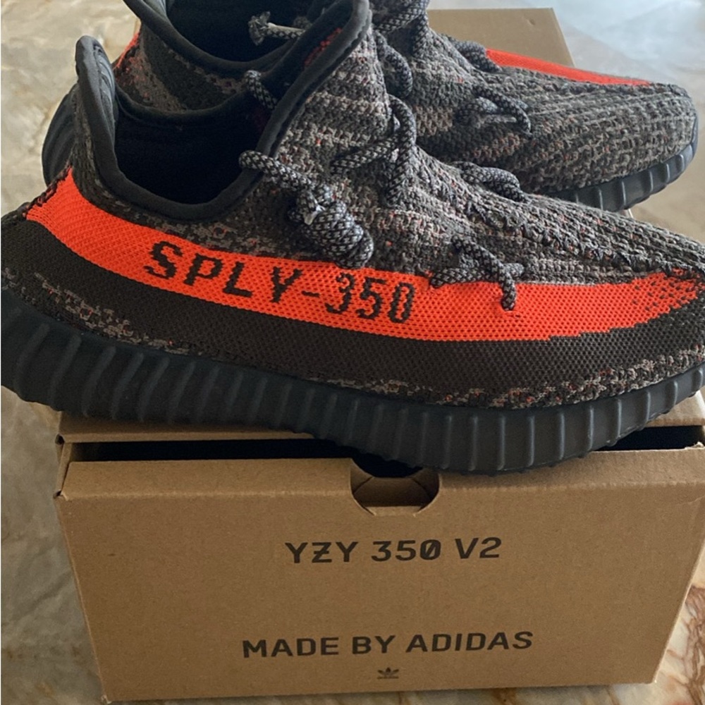 Adidas Yeezy Boost 350 V2 - Size 6.5 Mens